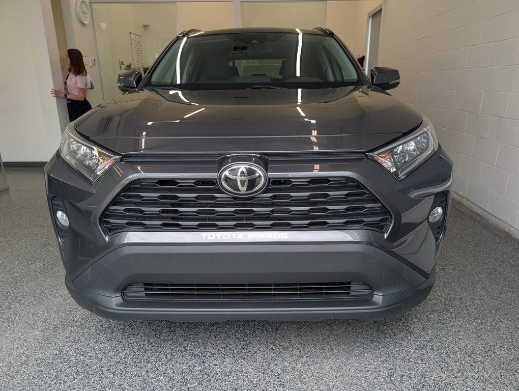 2021 Toyota RAV4 XLE AWD, in Magog, Quebec - 5 - w1024h768px