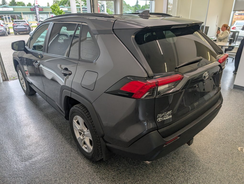 2021 Toyota RAV4 XLE AWD, in Magog, Quebec - 4 - w1024h768px