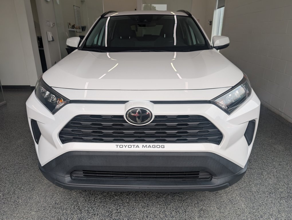 2021 Toyota RAV4 LE, A/C, in Magog, Quebec - 5 - w1024h768px