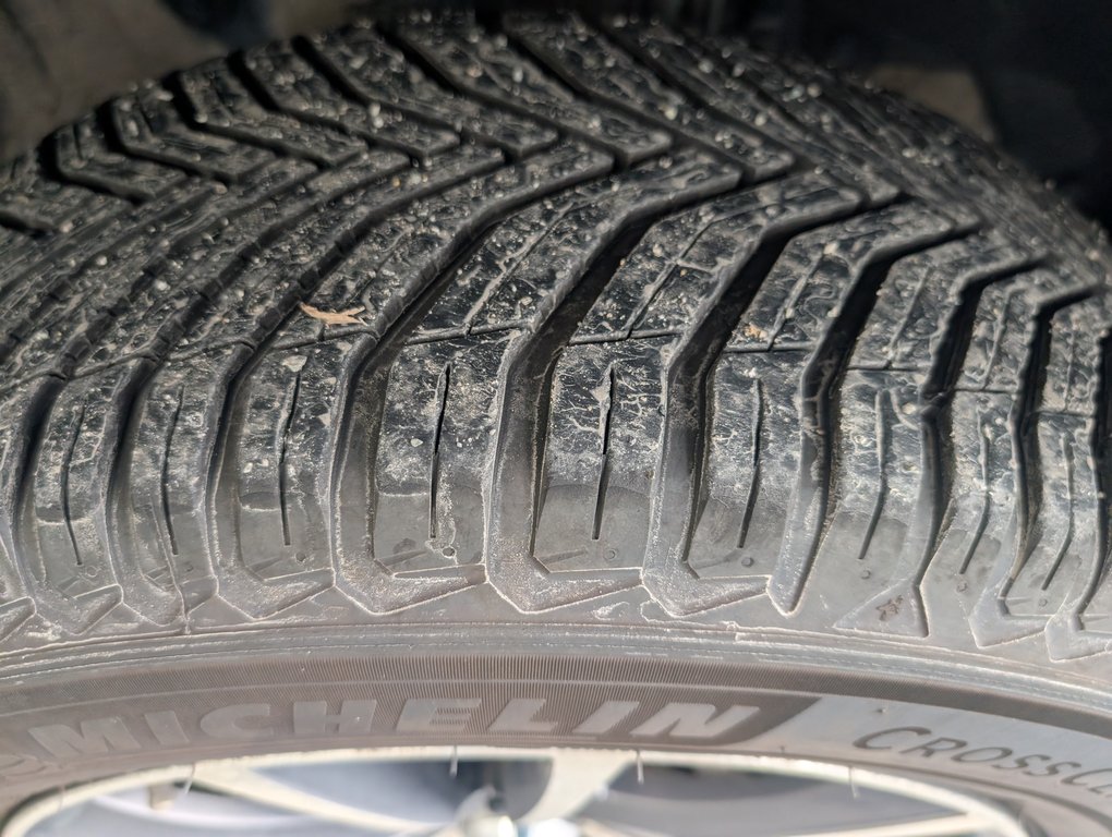 2021 Toyota RAV4 LE, A/C, in Magog, Quebec - 21 - w1024h768px
