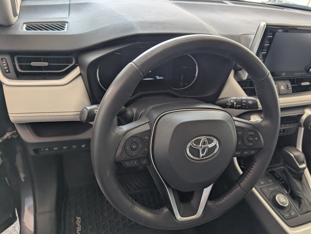 Toyota RAV4 Limited AWD, CUIT, TOIT, 2021 à Magog, Québec - 9 - w1024h768px