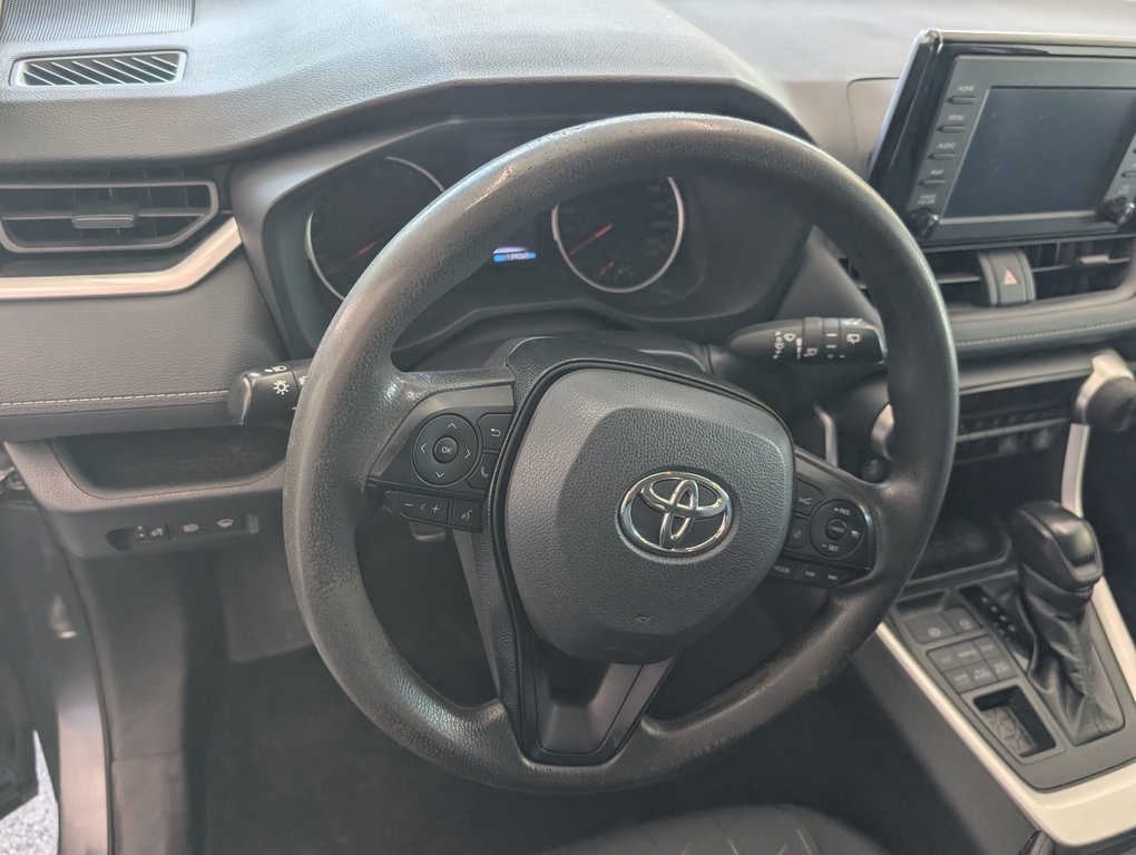 2021 Toyota RAV4 LE AWD, in Magog, Quebec - 12 - w1024h768px