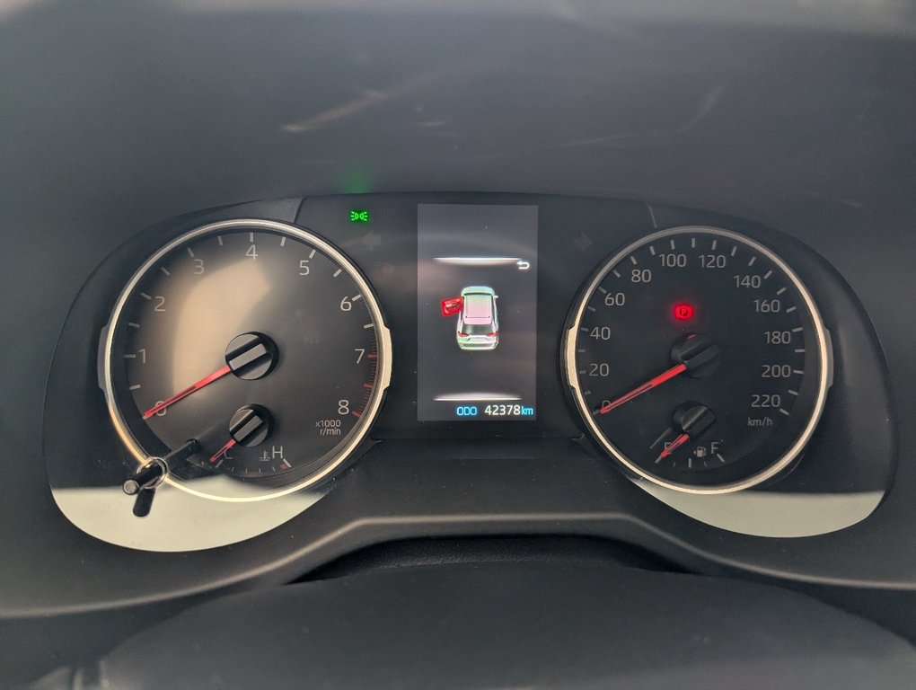 2022 Toyota RAV4 XLE AWD, TOIT, MAGS, in Magog, Quebec - 23 - w1024h768px
