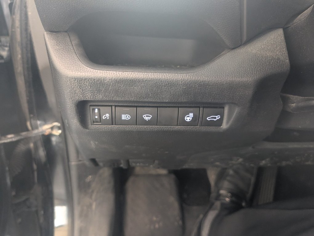 Toyota RAV4 XLE AWD 2022 à Magog, Québec - 22 - w1024h768px