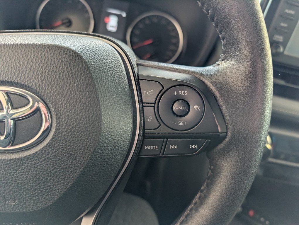 Toyota RAV4 XLE AWD. TOIT, MAGS 2022 à Magog, Québec - 20 - w1024h768px