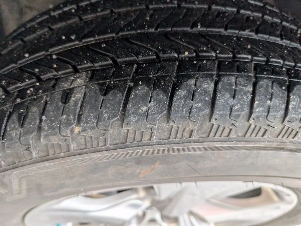 Toyota RAV4 XLE AWD. TOIT, MAGS 2022 à Magog, Québec - 23 - w1024h768px