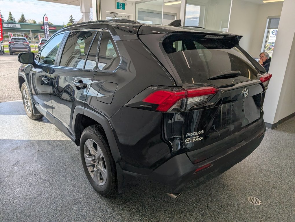 Toyota RAV4 XLE AWD. TOIT, MAGS 2022 à Magog, Québec - 5 - w1024h768px