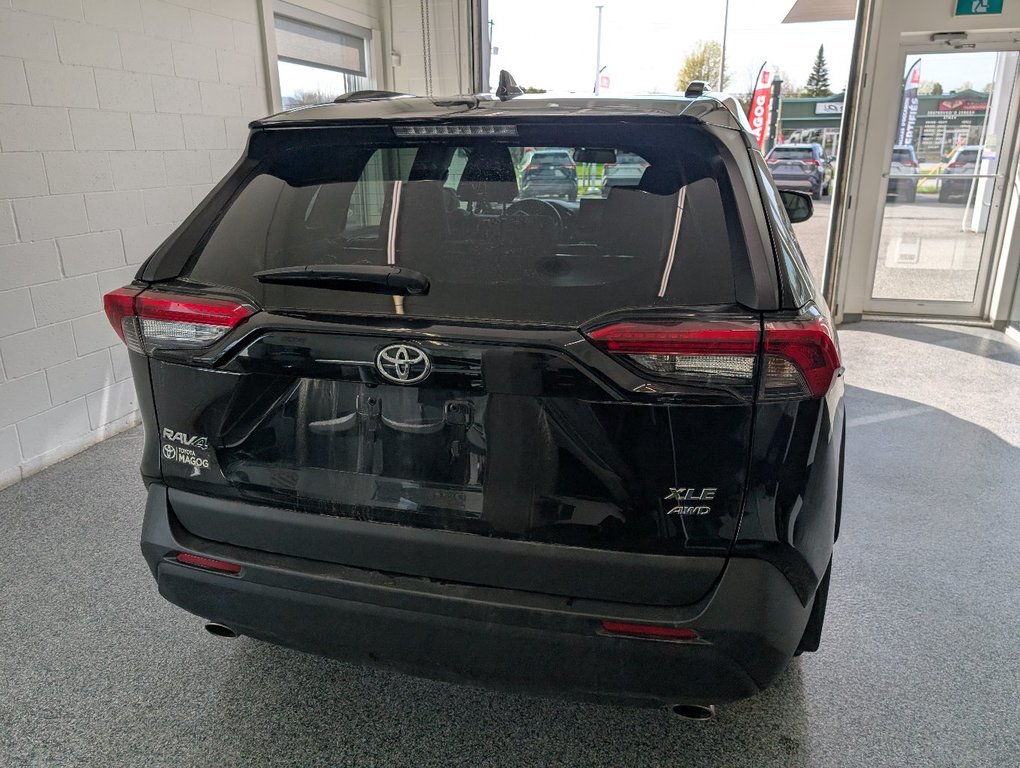 Toyota RAV4 XLE AWD. TOIT, MAGS 2022 à Magog, Québec - 4 - w1024h768px