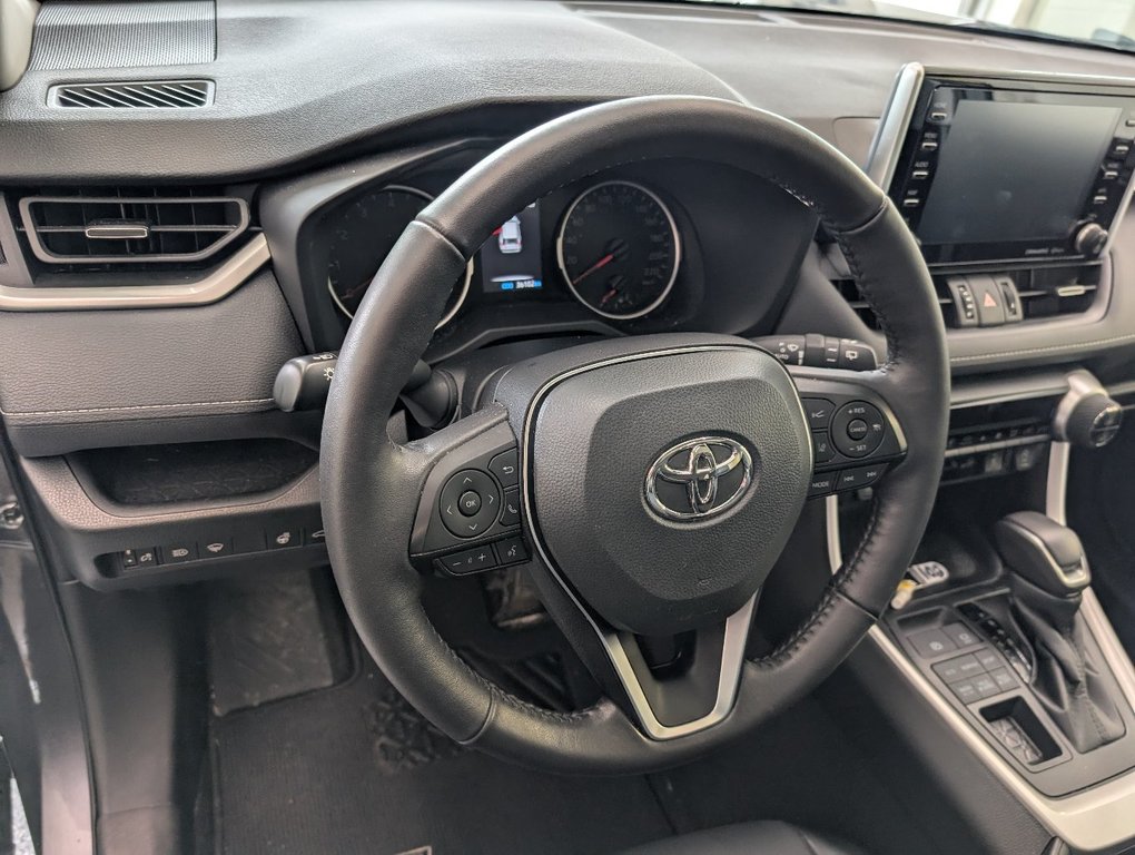 Toyota RAV4 XLE PREMIUM AWD, GARANTIE JUSQU EN 2026, 2022 à Magog, Québec - 14 - w1024h768px