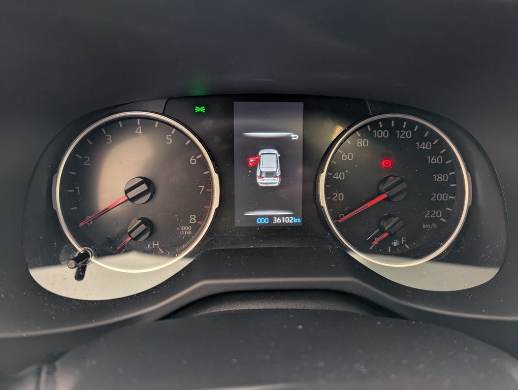 Toyota RAV4 XLE PREMIUM AWD, GARANTIE JUSQU EN 2026, 2022 à Magog, Québec - 23 - w1024h768px