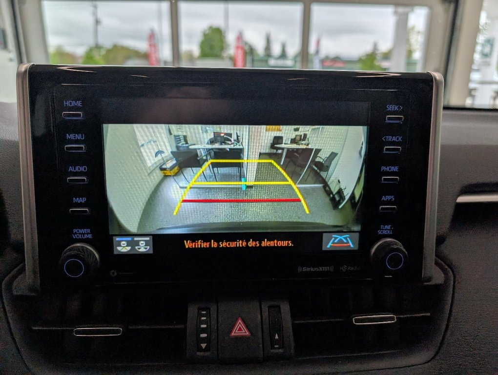 Toyota RAV4 XLE PREMIUM AWD, GARANTIE JUSQU EN 2026, 2022 à Magog, Québec - 22 - w1024h768px