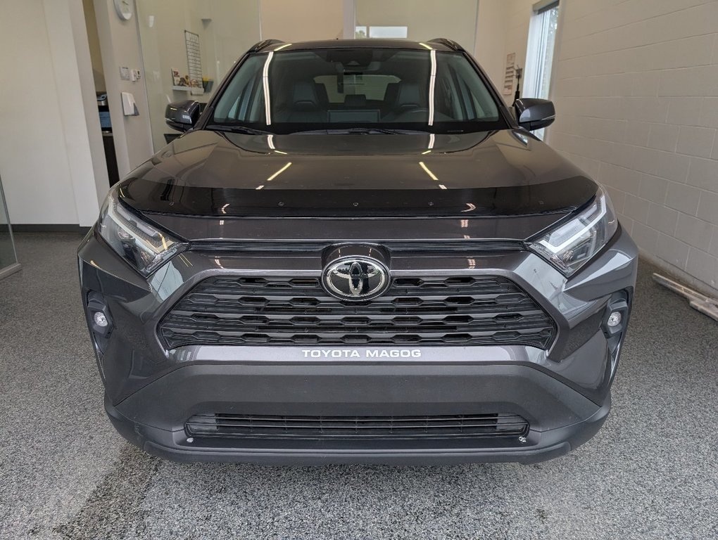 Toyota RAV4 XLE PREMIUM AWD, GARANTIE JUSQU EN 2026, 2022 à Magog, Québec - 6 - w1024h768px