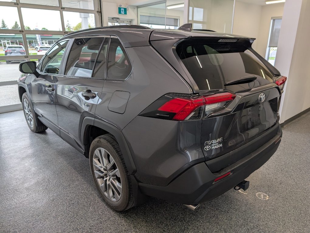 Toyota RAV4 XLE PREMIUM AWD, GARANTIE JUSQU EN 2026, 2022 à Magog, Québec - 5 - w1024h768px