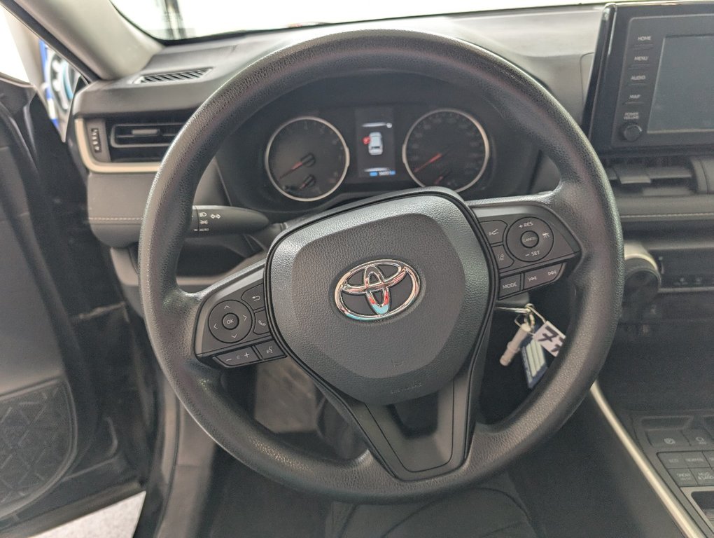 2022 Toyota RAV4 LE AWD, GARANTIE JUSQU EN 2026, in Magog, Quebec - 15 - w1024h768px