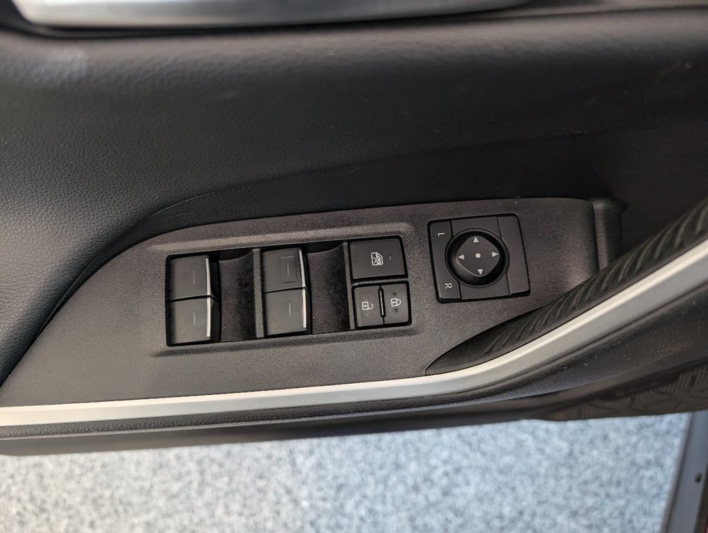 Toyota RAV4 Trail AWD, GARANTIE JUSQU EN 2026, 2022 à Magog, Québec - 15 - w1024h768px