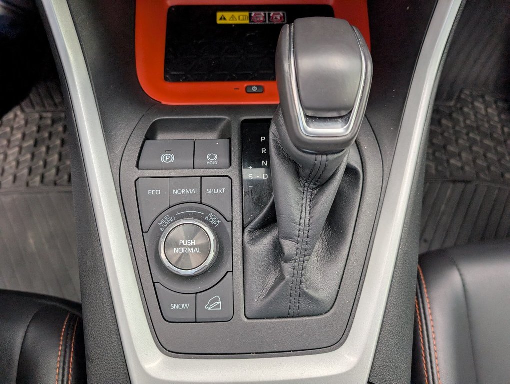 Toyota RAV4 Trail AWD, GARANTIE JUSQU EN 2026, 2022 à Magog, Québec - 17 - w1024h768px