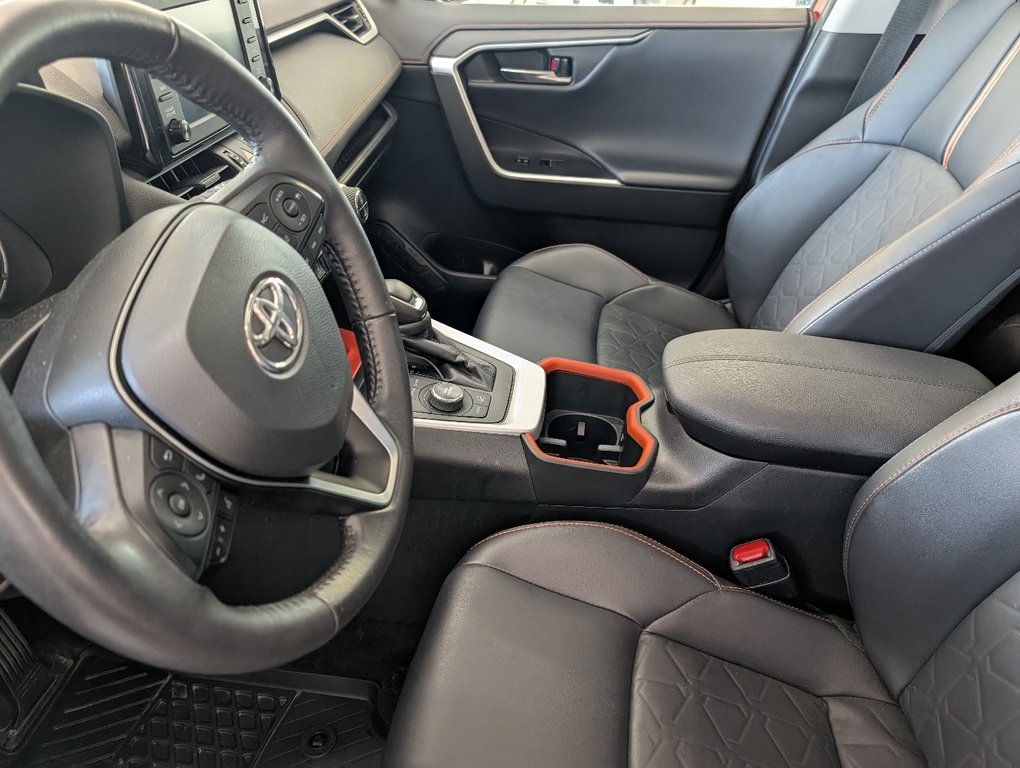 Toyota RAV4 Trail AWD, GARANTIE JUSQU EN 2026, 2022 à Magog, Québec - 12 - w1024h768px