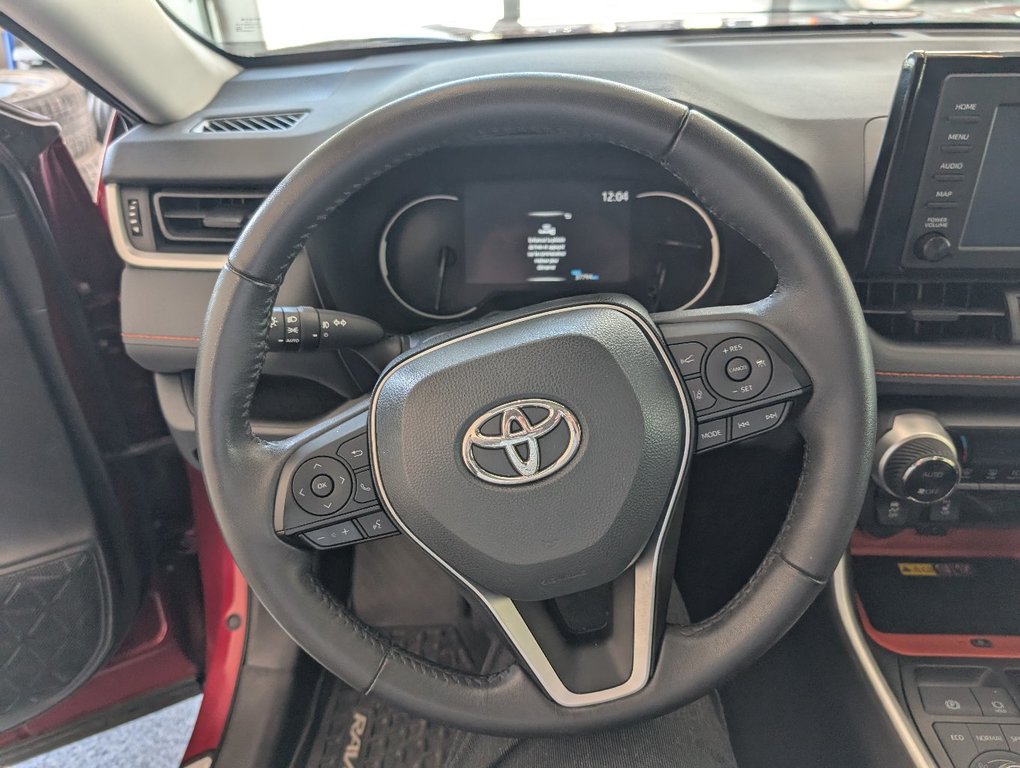 Toyota RAV4 Trail AWD, GARANTIE JUSQU EN 2026, 2022 à Magog, Québec - 16 - w1024h768px