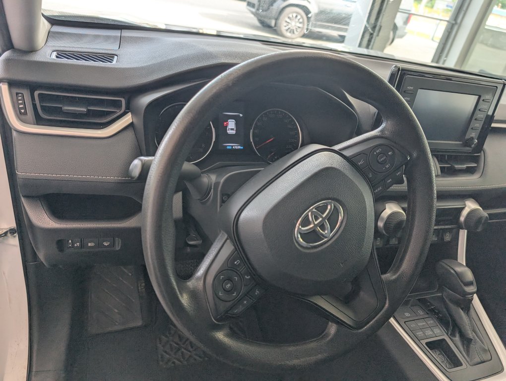 2022 Toyota RAV4 LE AWD, GARANTIE JUSQU EN 2026, in Magog, Quebec - 12 - w1024h768px