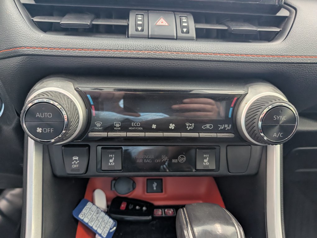 2022 Toyota RAV4 Trail AWD in Magog, Quebec - 17 - w1024h768px