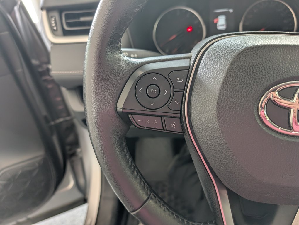2022 Toyota RAV4 XLE AWD in Magog, Quebec - 19 - w1024h768px