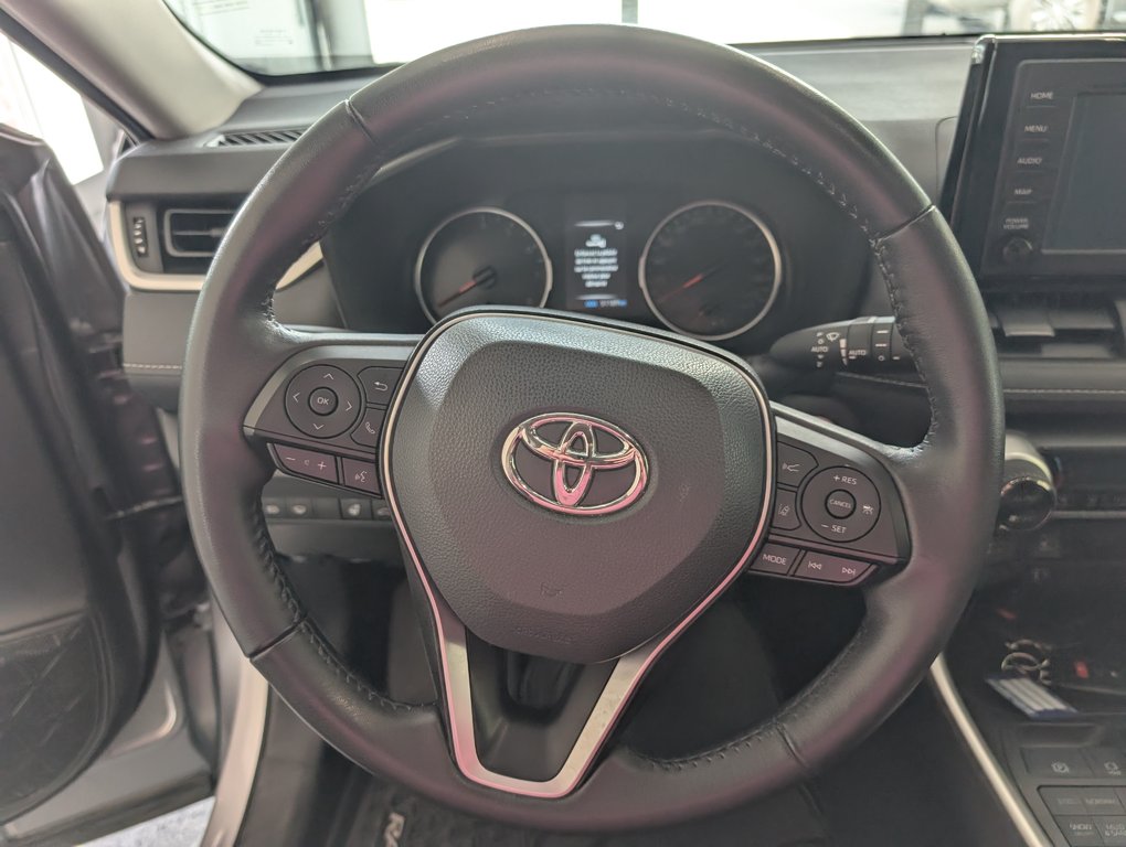 2022 Toyota RAV4 XLE AWD in Magog, Quebec - 16 - w1024h768px
