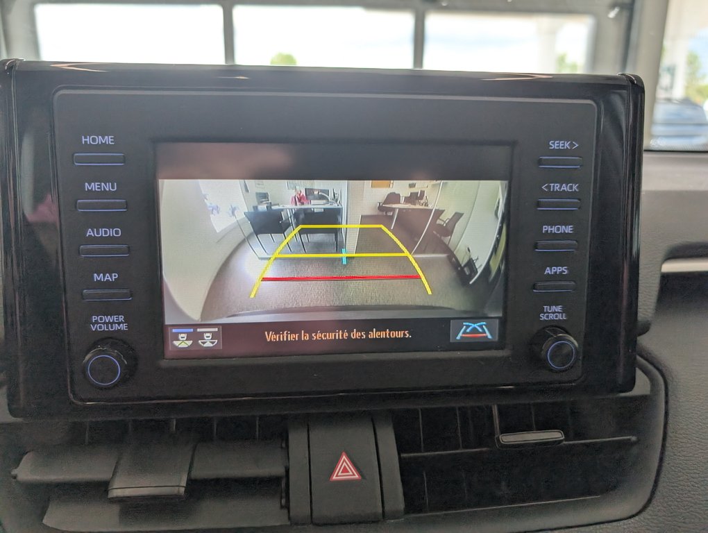 2022 Toyota RAV4 XLE AWD in Magog, Quebec - 21 - w1024h768px