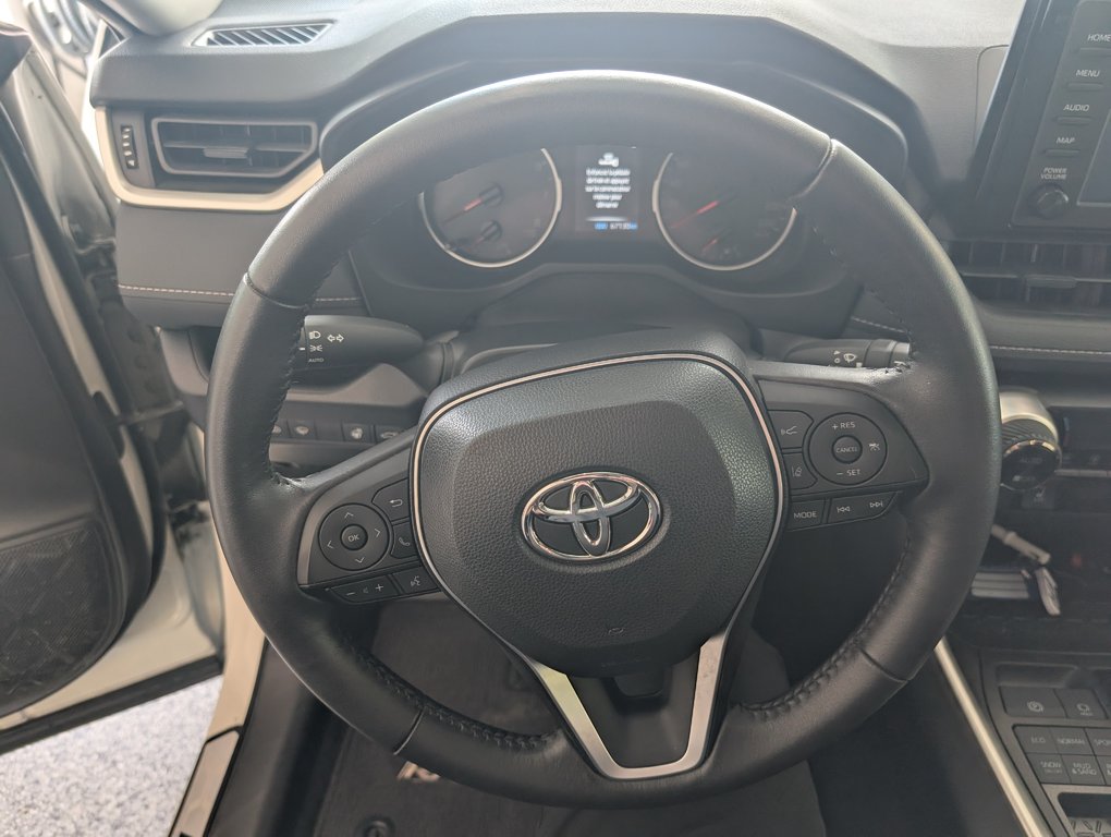 2022 Toyota RAV4 XLE AWD in Magog, Quebec - 17 - w1024h768px