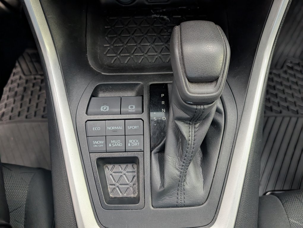 Toyota RAV4 LE AWD, GARANTIE JUSQU EN 2026, 2022 à Magog, Québec - 16 - w1024h768px
