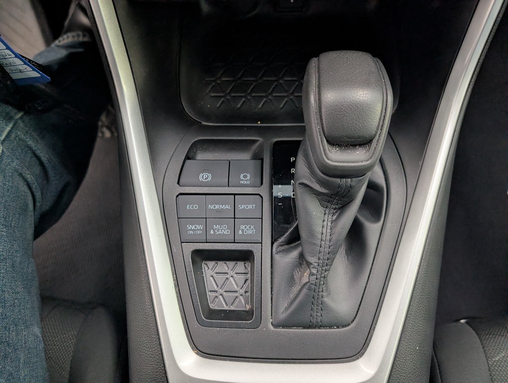 Toyota RAV4 LE AWD, GARANTIE JUSQU EN 2027, 2022 à Magog, Québec - 16 - w1024h768px