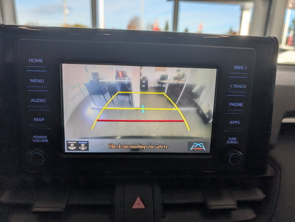 Toyota RAV4 XLE AWD, GARANTIE JUSQU EN 2026, 2022 à Magog, Québec - 18 - w1024h768px