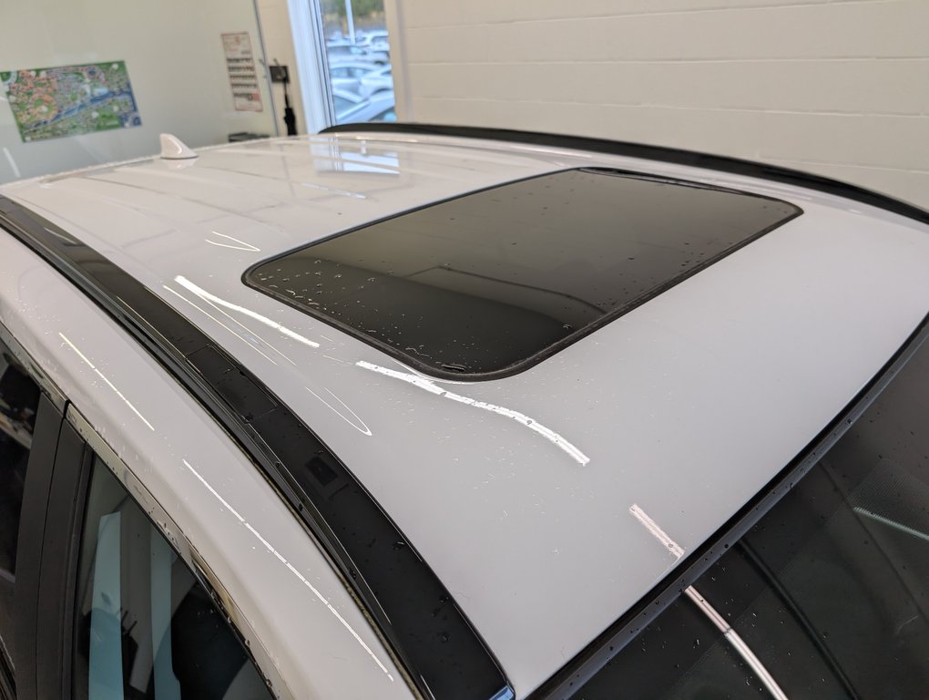 Toyota RAV4 XLE AWD, 2022 à Magog, Québec - 26 - w1024h768px