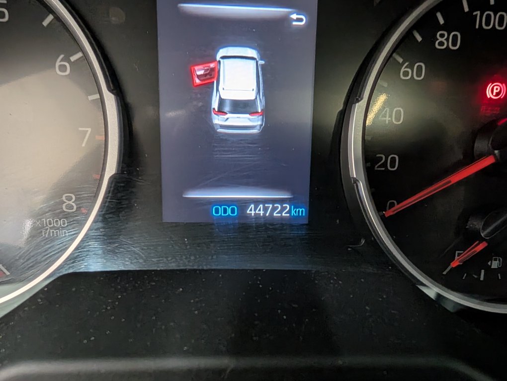 Toyota RAV4 XLE AWD, 2022 à Magog, Québec - 22 - w1024h768px