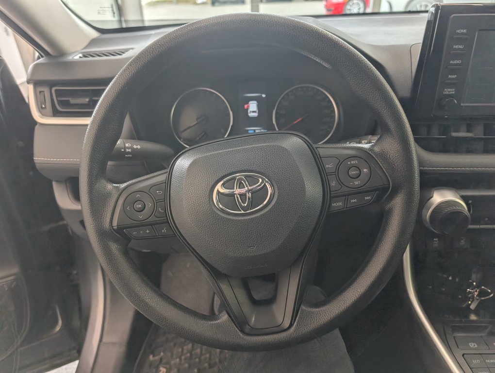 Toyota RAV4 LE AWD 2022 à Magog, Québec - 15 - w1024h768px