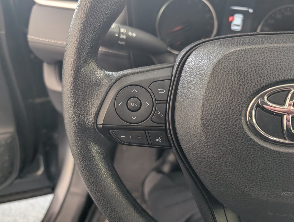 Toyota RAV4 LE AWD 2022 à Magog, Québec - 18 - w1024h768px