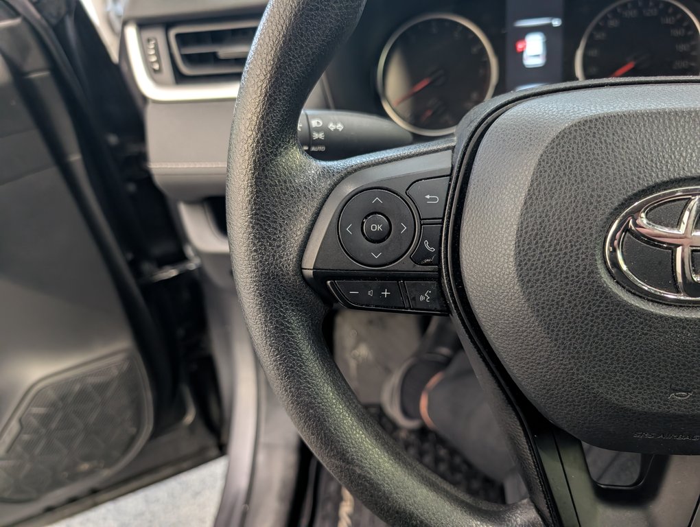 Toyota RAV4 LE AWD, GARANTIE JUSQU EN 2026, 2022 à Magog, Québec - 18 - w1024h768px