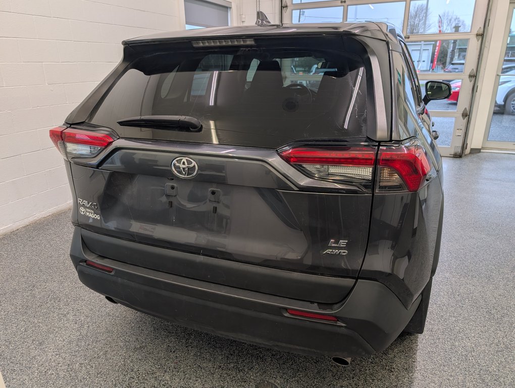 Toyota RAV4 LE AWD, GARANTIE JUSQU EN 2026, 2022 à Magog, Québec - 4 - w1024h768px