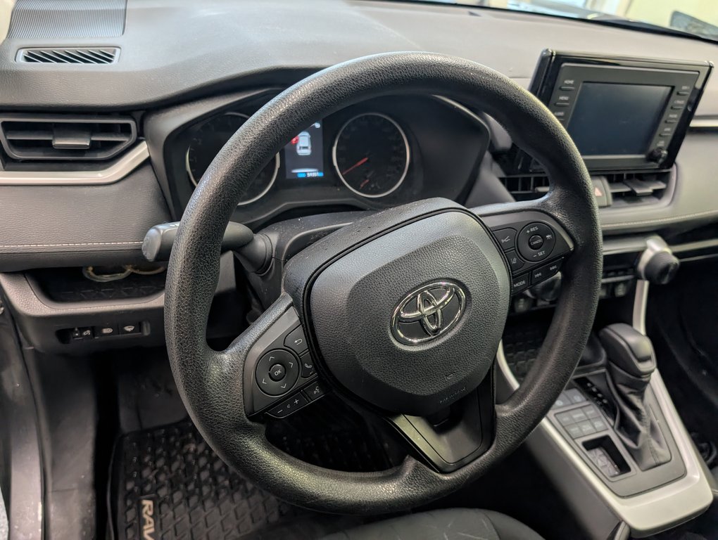 Toyota RAV4 LE AWD, GARANTIE JUSQU EN 2026, 2022 à Magog, Québec - 13 - w1024h768px