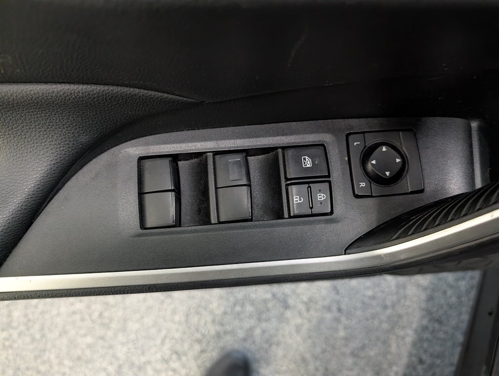 Toyota RAV4 LE AWD, GARANTIE JUSQU EN 2026, 2022 à Magog, Québec - 14 - w1024h768px