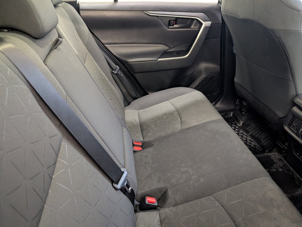 Toyota RAV4 LE AWD, GARANTIE JUSQU EN 2026, 2022 à Magog, Québec - 8 - w1024h768px