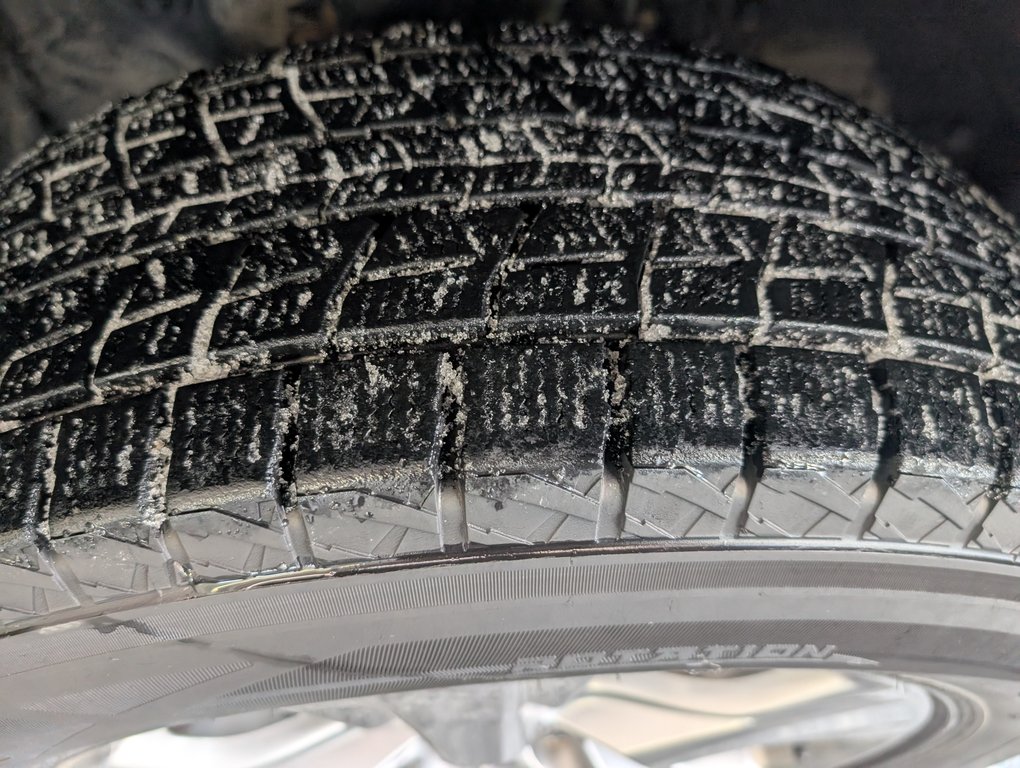 2022 Toyota RAV4 XLE AWD in Magog, Quebec - 21 - w1024h768px