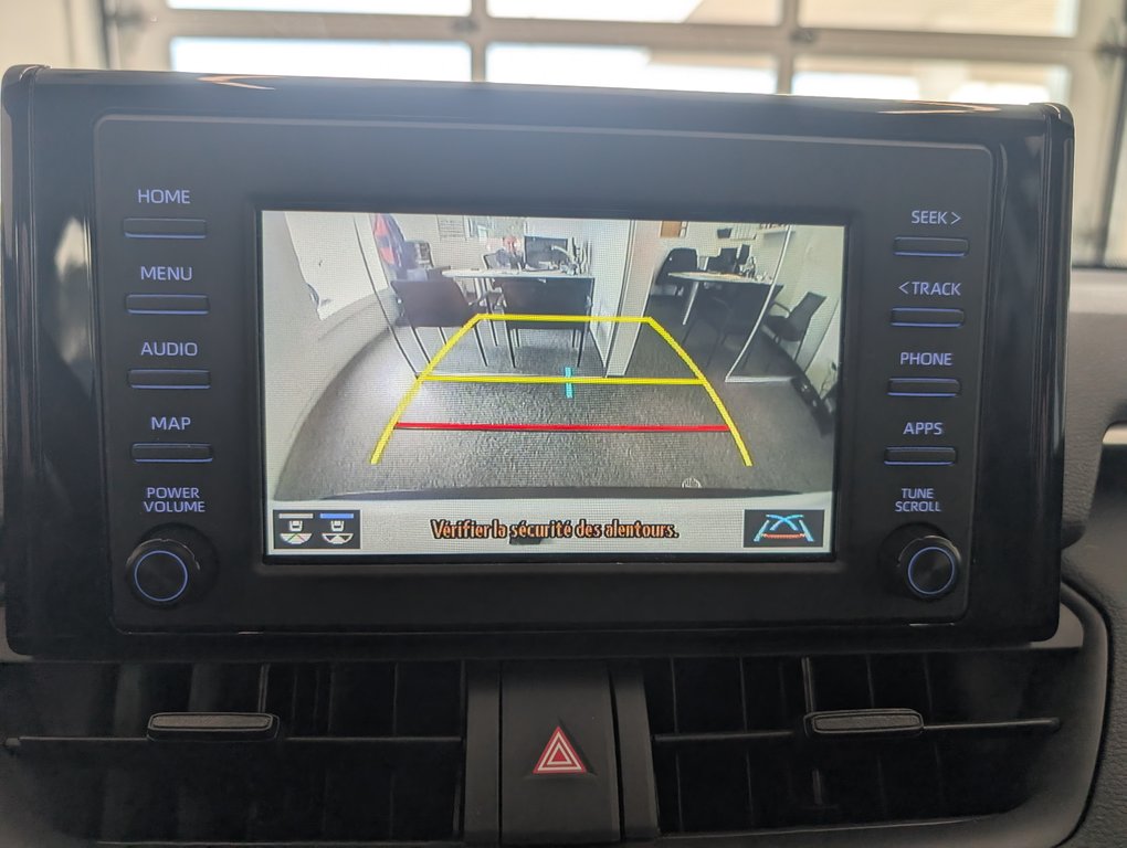 2022 Toyota RAV4 LE AWD in Magog, Quebec - 19 - w1024h768px