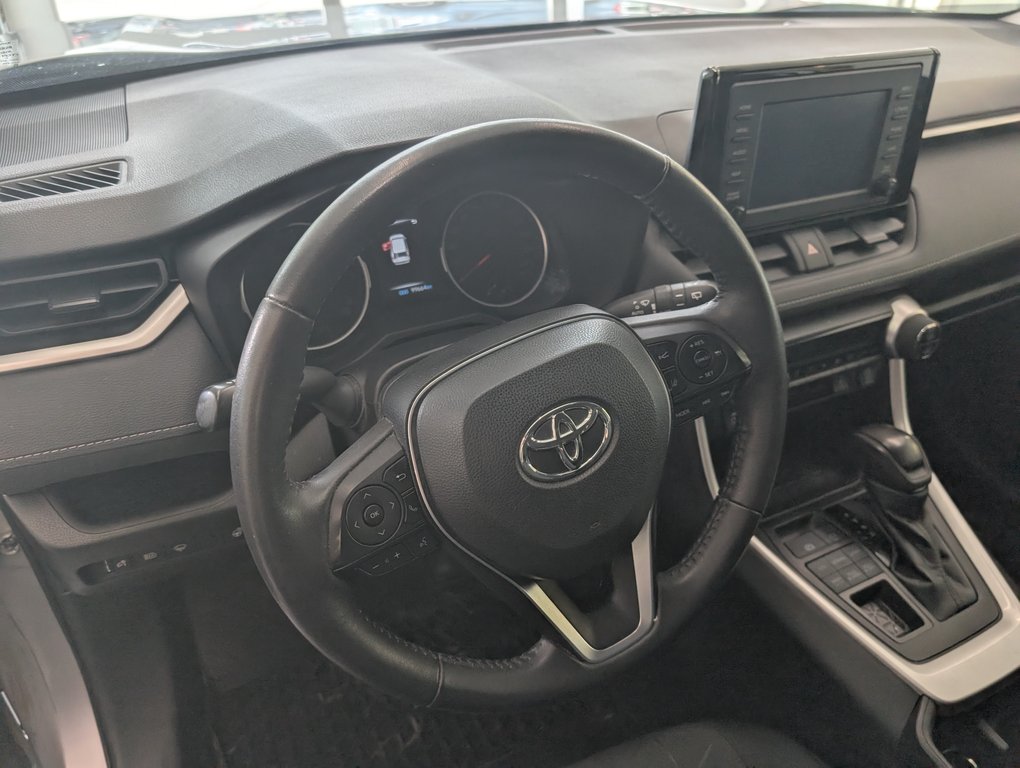 Toyota RAV4 XLE AWD 2022 à Magog, Québec - 12 - w1024h768px
