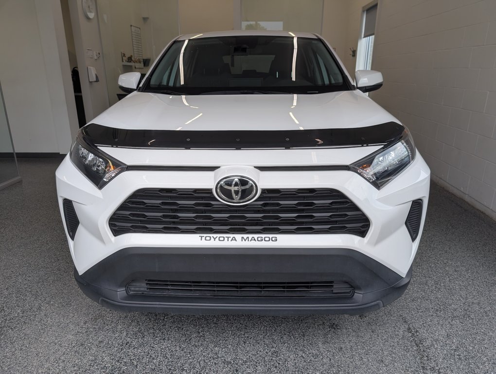 Toyota RAV4 LE 2022 à Magog, Québec - 5 - w1024h768px