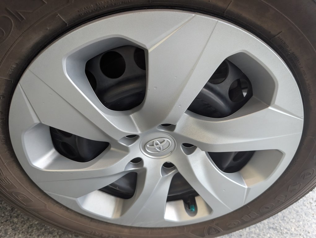 Toyota RAV4 LE 2022 à Magog, Québec - 22 - w1024h768px