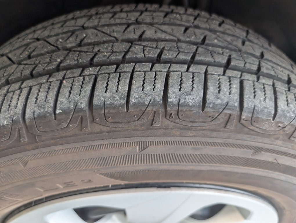 Toyota RAV4 LE 2022 à Magog, Québec - 21 - w1024h768px