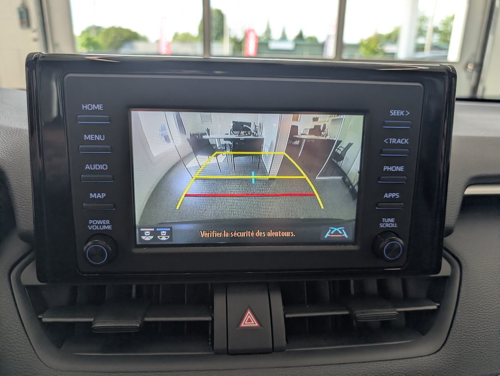 2022 Toyota RAV4 LE AWD, in Magog, Quebec - 19 - w1024h768px