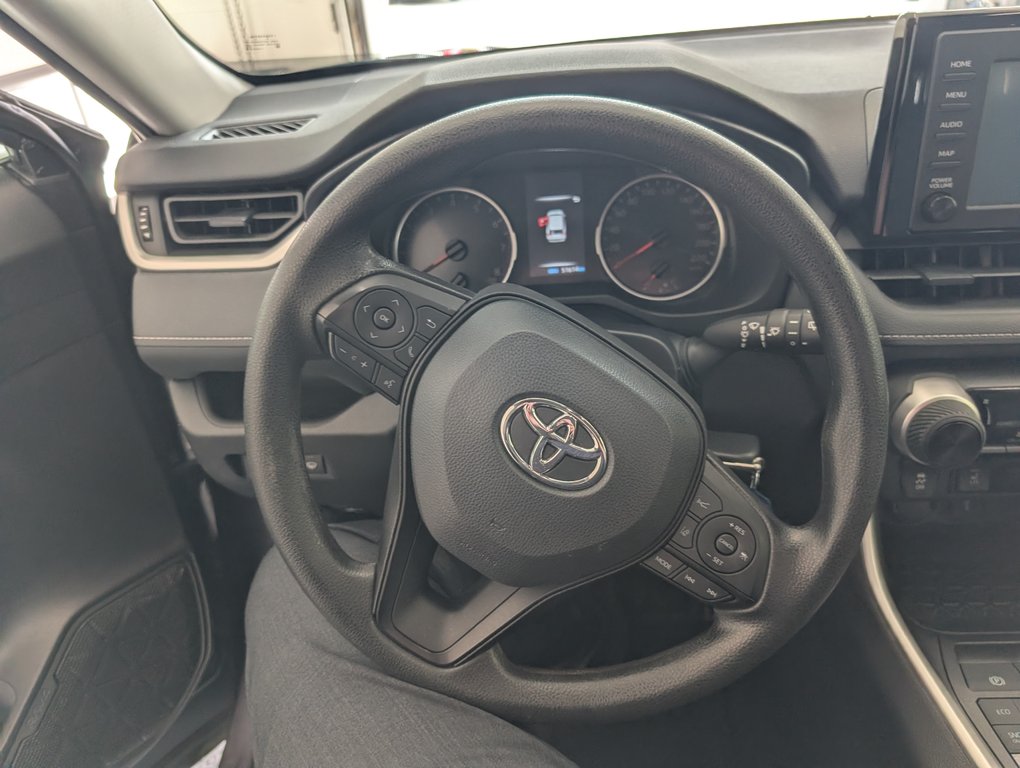 2022 Toyota RAV4 LE AWD, in Magog, Quebec - 14 - w1024h768px