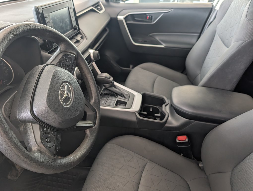 2022 Toyota RAV4 LE AWD in Magog, Quebec - 10 - w1024h768px