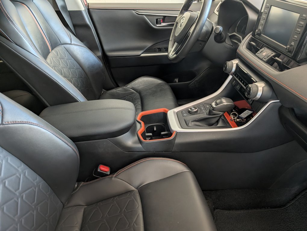 Toyota RAV4 Trail AWD, 2022 à Magog, Québec - 9 - w1024h768px